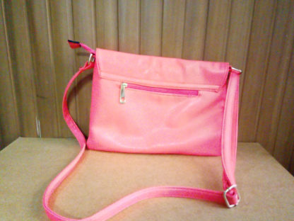 bolso mediano color fucsia